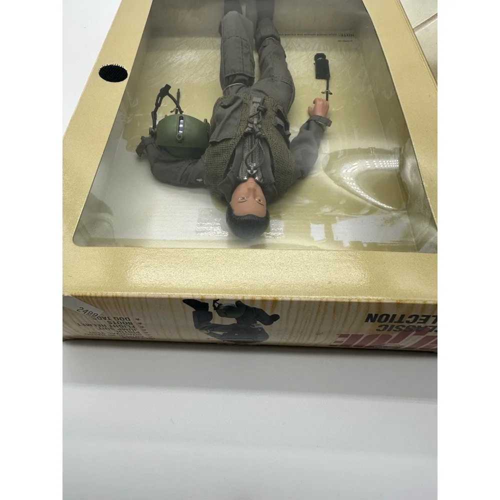 GI JOE CLASSIC COLLECTION GI JANE U.S. ARMY HELICOPTER PILOT FIGURE, 1997, NIB
